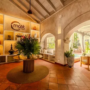 moet-casa-heredia-hotel.cartagena-hotels.org/